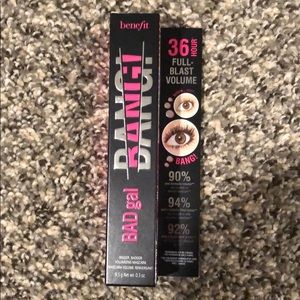 Benefit BAD gal BANG